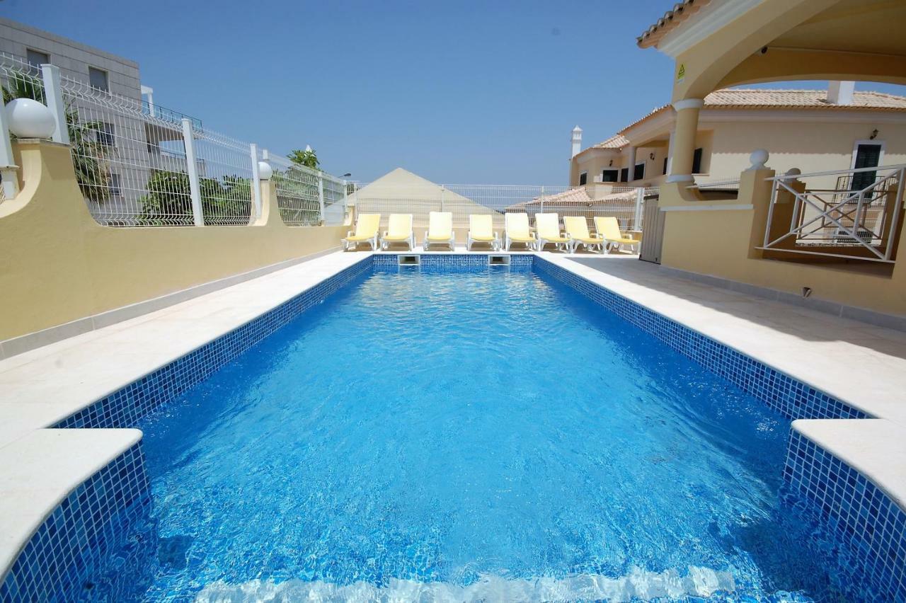 Villa Alice - Free Wifi & Air Co & Swimming Pool - By Bedzy Albufeira Buitenkant foto